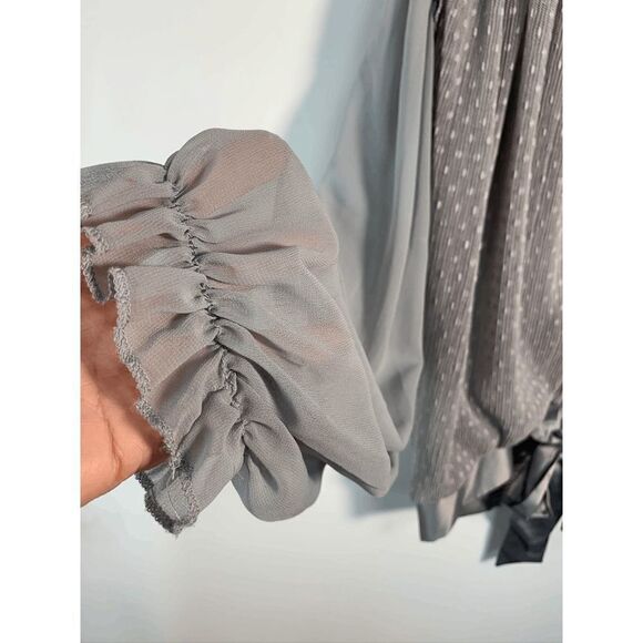 GImmicks By BKE Women's Balloon Sleeve Shirred Polka Dot Blouse Gray Small - Picture 2 of 12